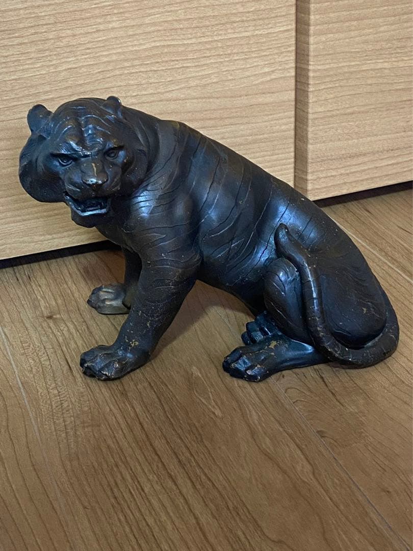 虎置物干支銅器製トラ在名 骨董品