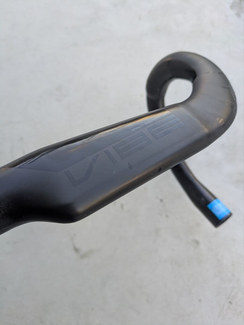 パーツ shimano pro vibe aero compact carbon 400