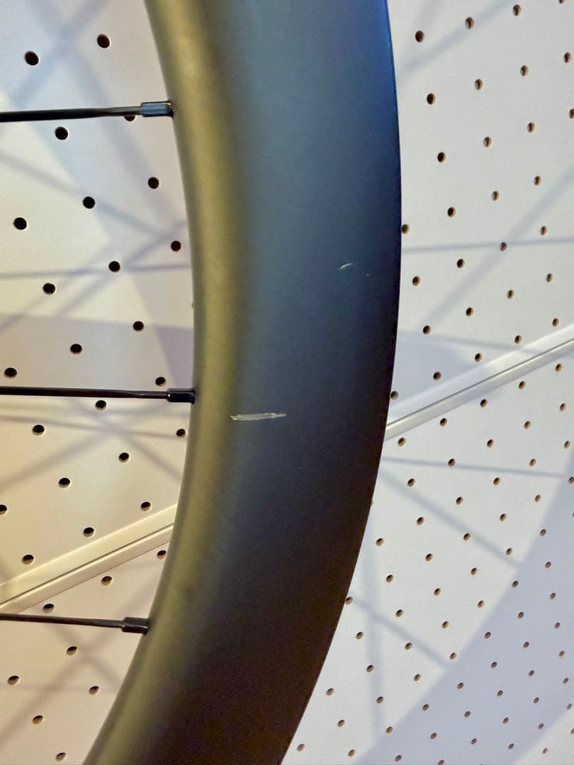 【最終値下げ】送料無料　ICAN カーボンホイールG25