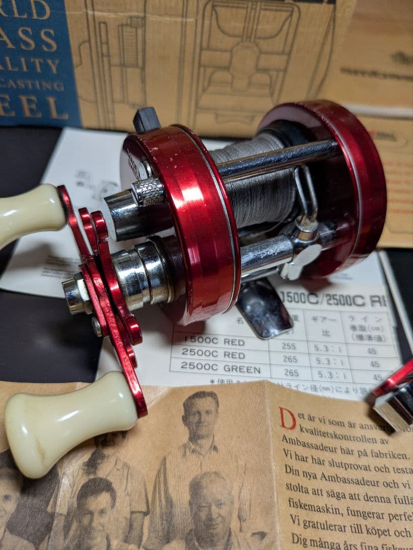 リール Abu Garcia Ambassadeur 2500C red