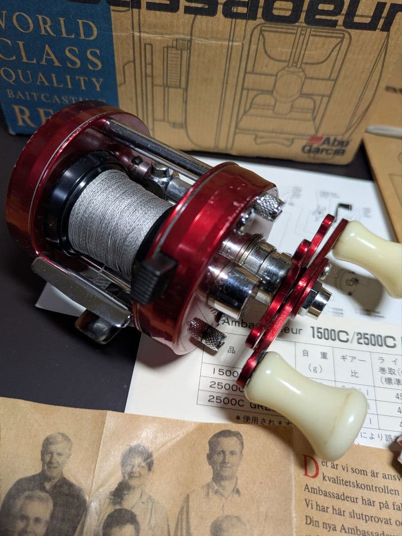 リール Abu Garcia Ambassadeur 2500C red