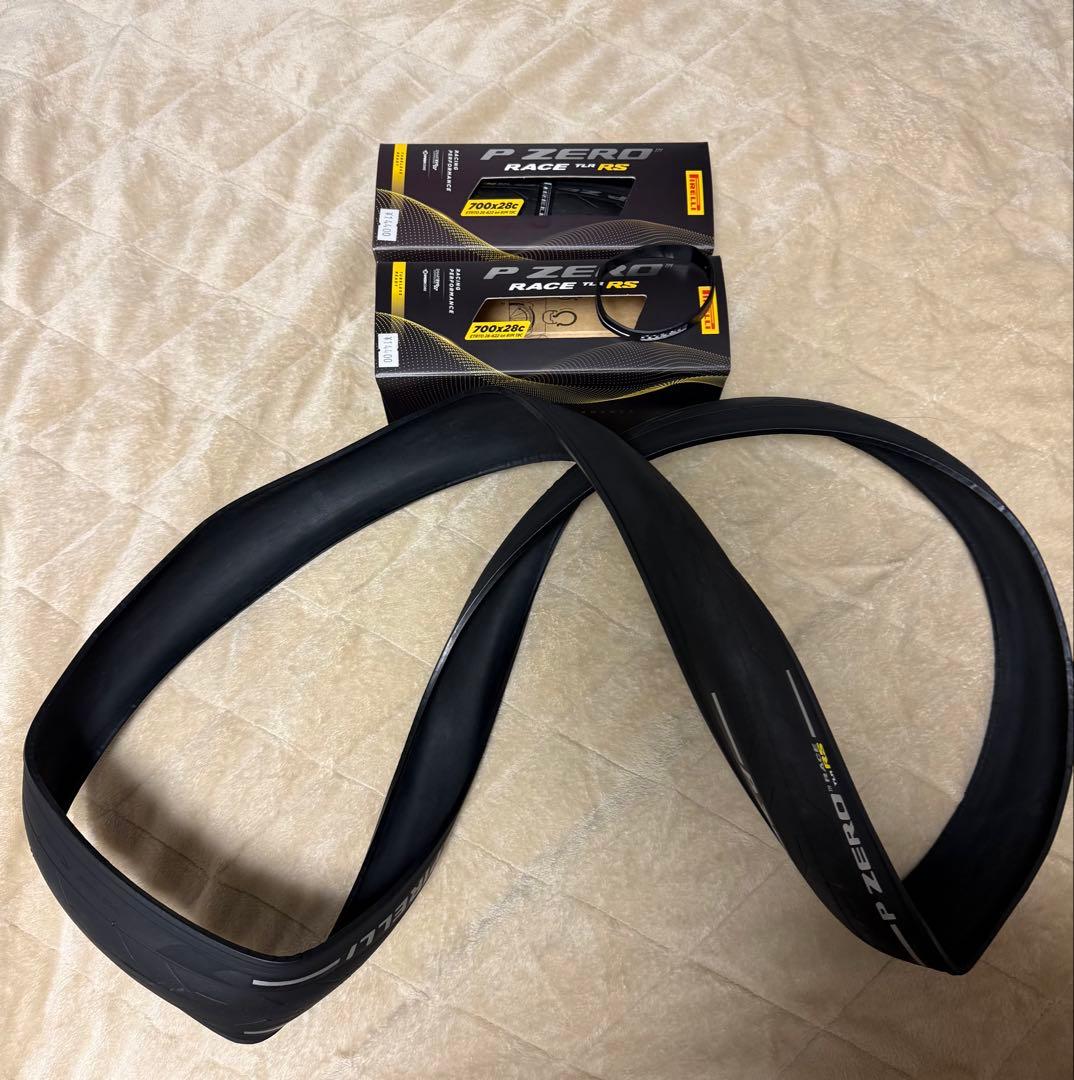 訳あり激安　P ZERO RACE TLR RS 700x28C 2本セット