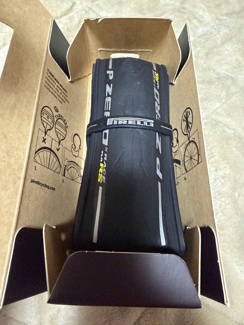 訳あり激安　P ZERO RACE TLR RS 700x28C 2本セット