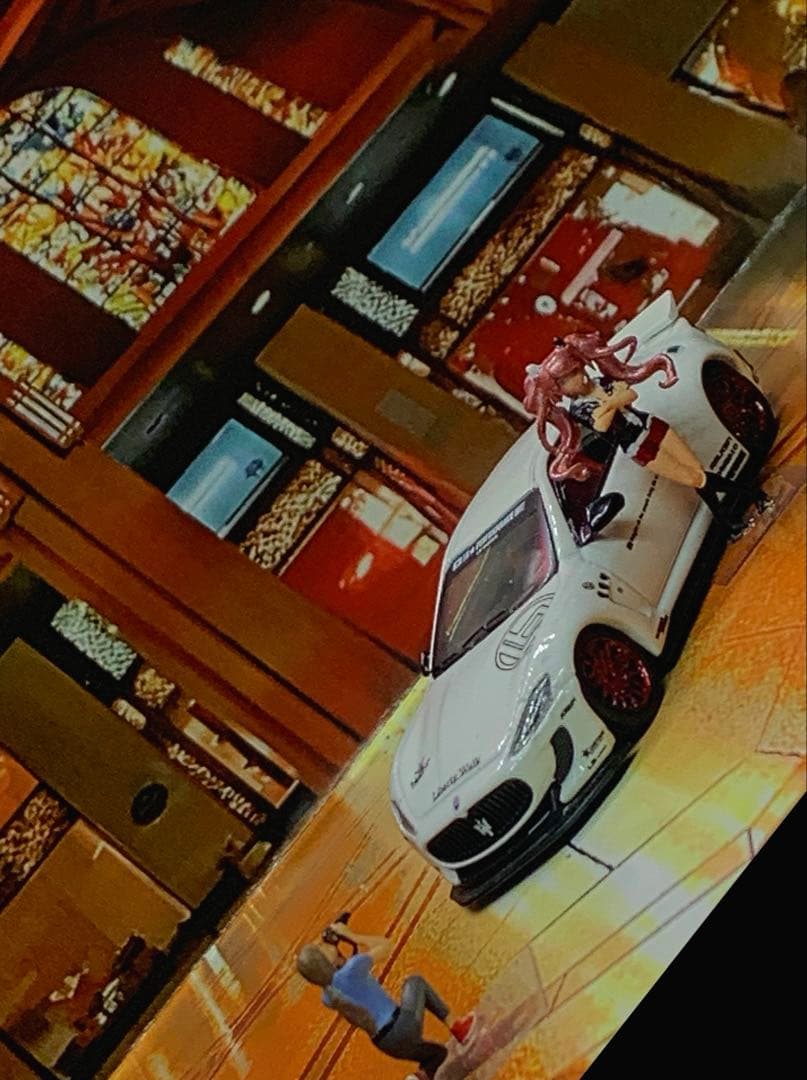 1/64 LBWK マセラティグランツーリスモ　ホワイトラスト1台