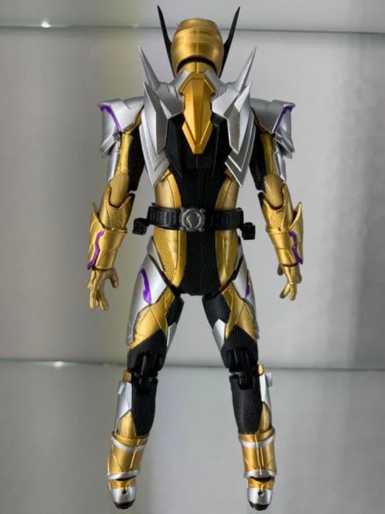 ★美品★S.H.figuarts★仮面ライダーサウザー★