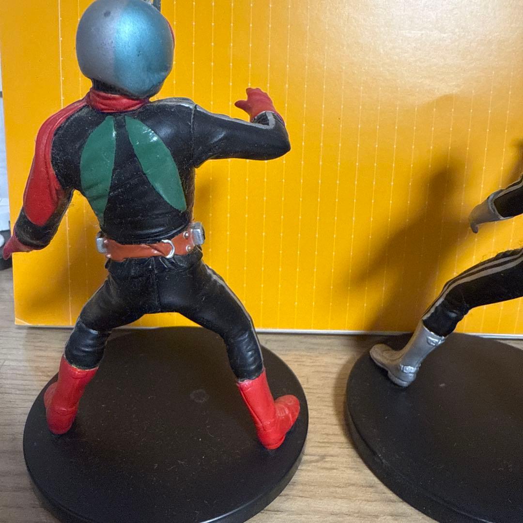 仮面ライダー　１号フィギュア2体セット！