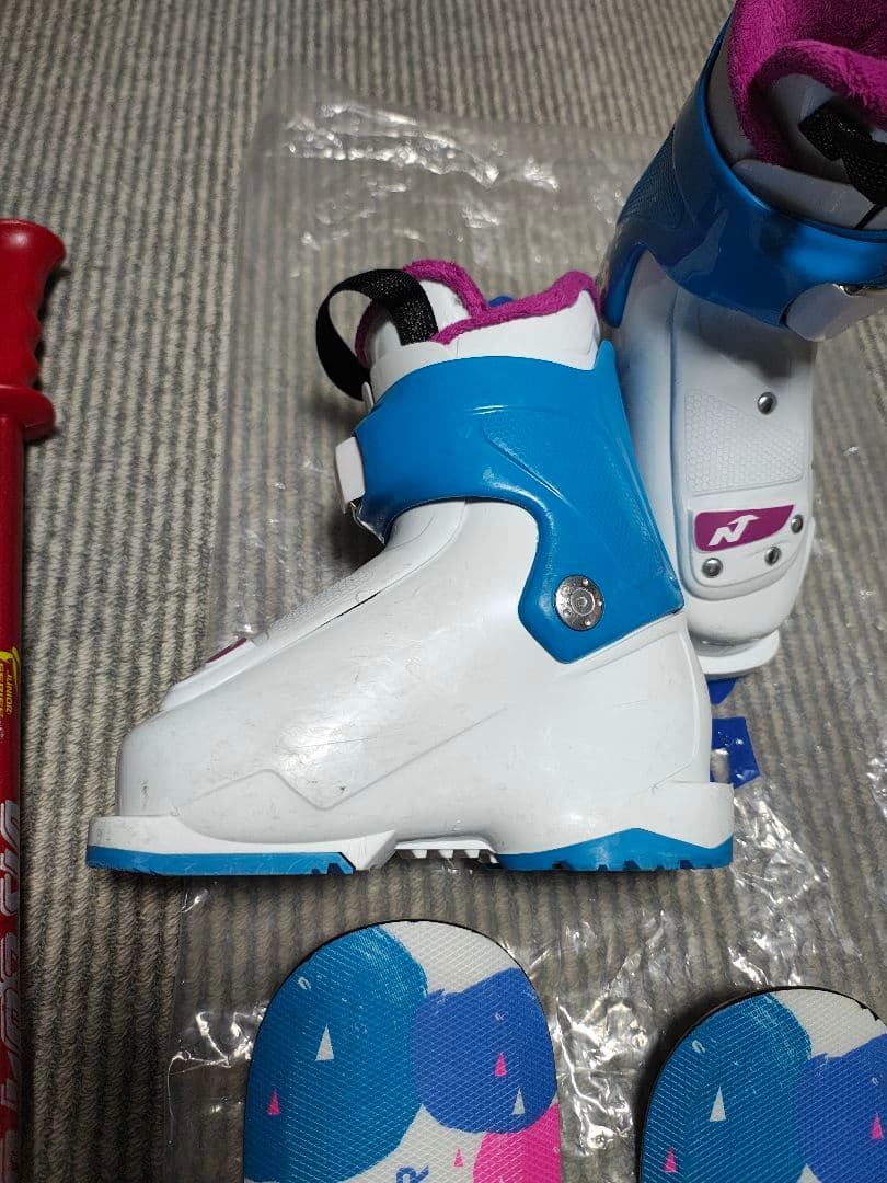 スキーセット（板DYNASTAR・ブーツNORDICA・ストックKIZAKI）