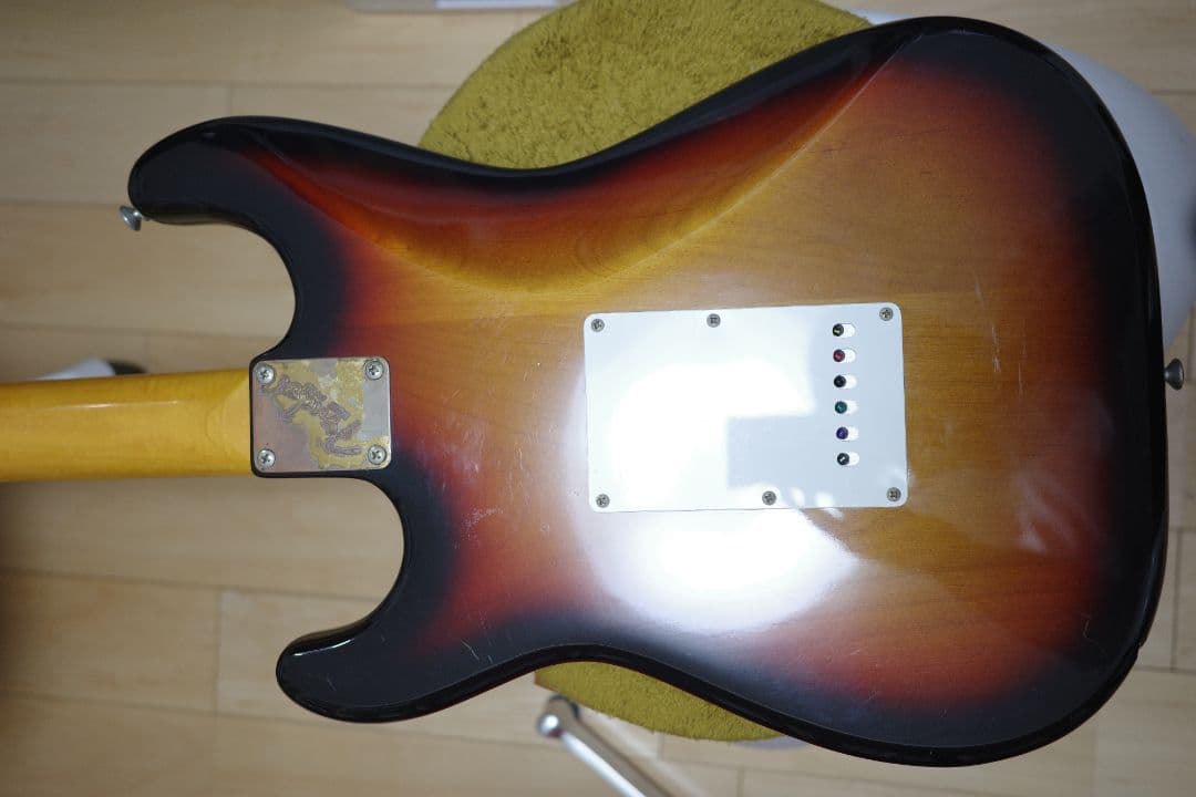 JVシリアル初期1982年製FenderJAPAN激レア