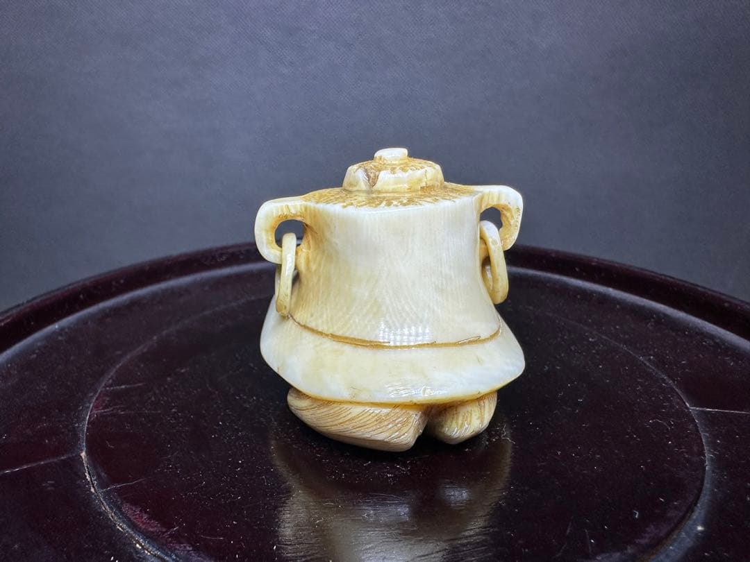 根付　アンティーク　日本昔話　分福茶釜　狸　置物　骨董　飾り物根付　古美術品