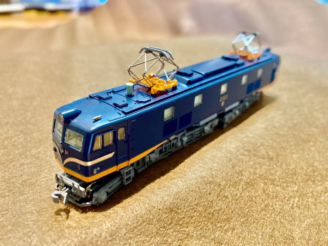 ☆希少美品　Nゲージ鉄道模型誕生　40周年記念　EF58 試験塗装機　4両セット