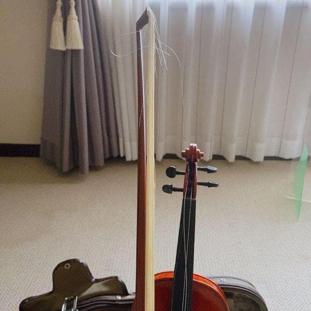 美品　Suzuki 　スズキ　バイオリン 4 no330　汚れ無し　弦変え