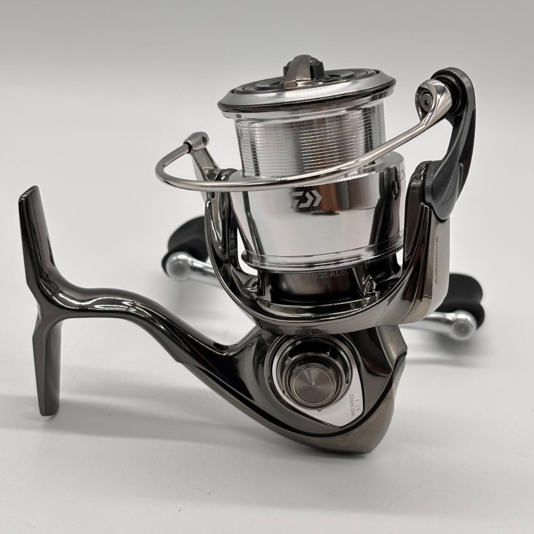 【ほぼ未使用】 ダイワ 22EXIST LT2500S-DH ダブル 61095