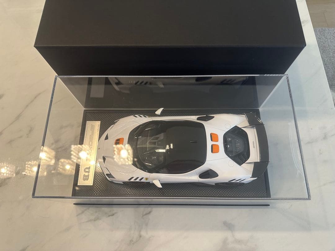 UB MODEL 1/18 フェラーリ SF 90 XX 限定20台 ミニカー