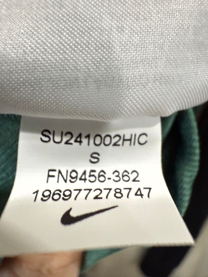 【新品】 リバプールFC トラックスーツ トレーニング グリーン　24/25