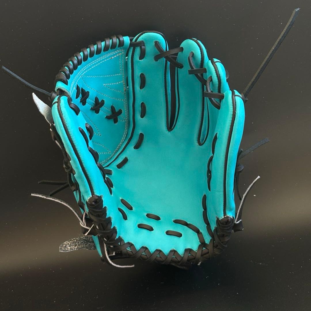 あべちゃん　新品　投手用　グローブ　硬式軟式兼用　ライナーバックノーホール