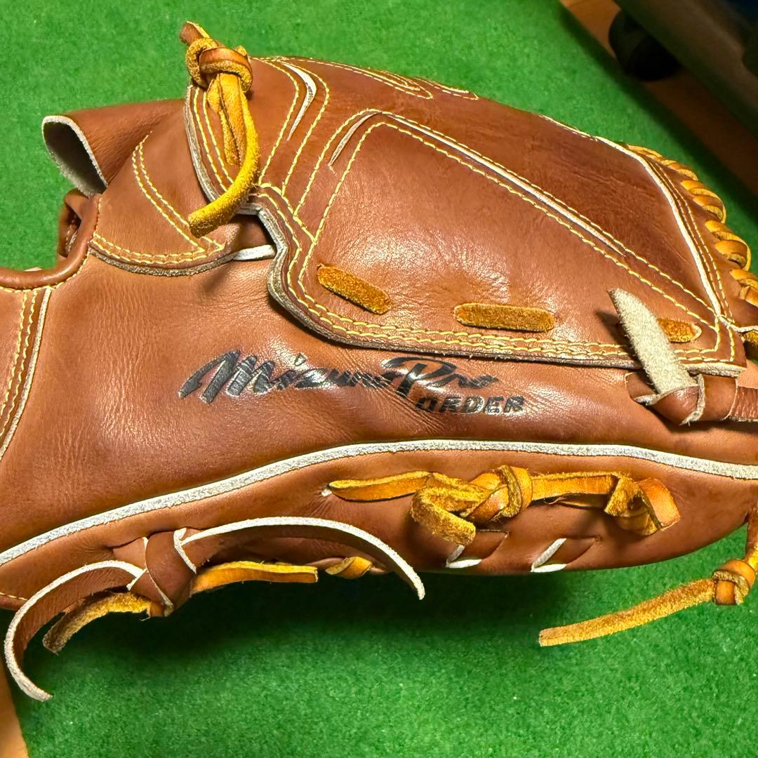 【超美品】ミズノプロ 硬式 投手用 オーダーグローブ 波賀ジャパン