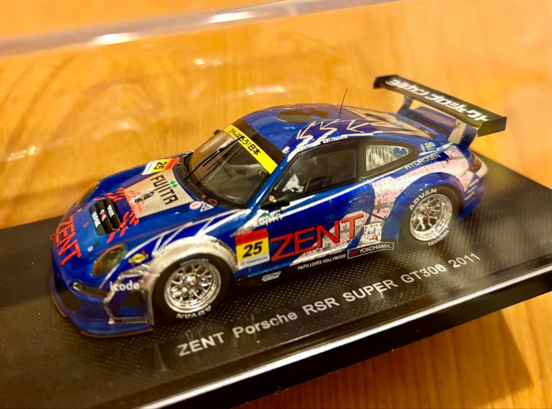 【EBBRO】ZENT Porsche RSR SUPER GT300 1/43