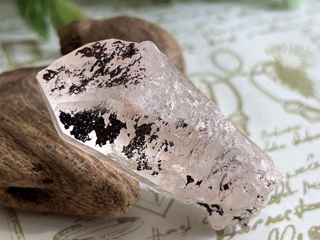 チャネリング　レコードキーパー✨　ヒマラヤ　マニカラン産　ピンク水晶  原石