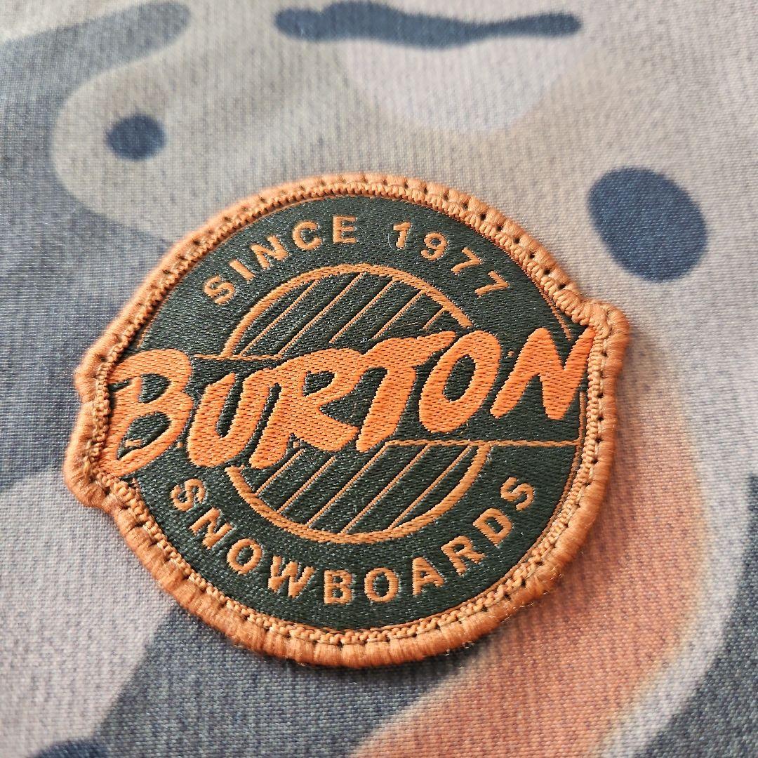 ■超美品■BURTON　スノーボードウェア　ジャケット・ビブパンツセットLサイズ