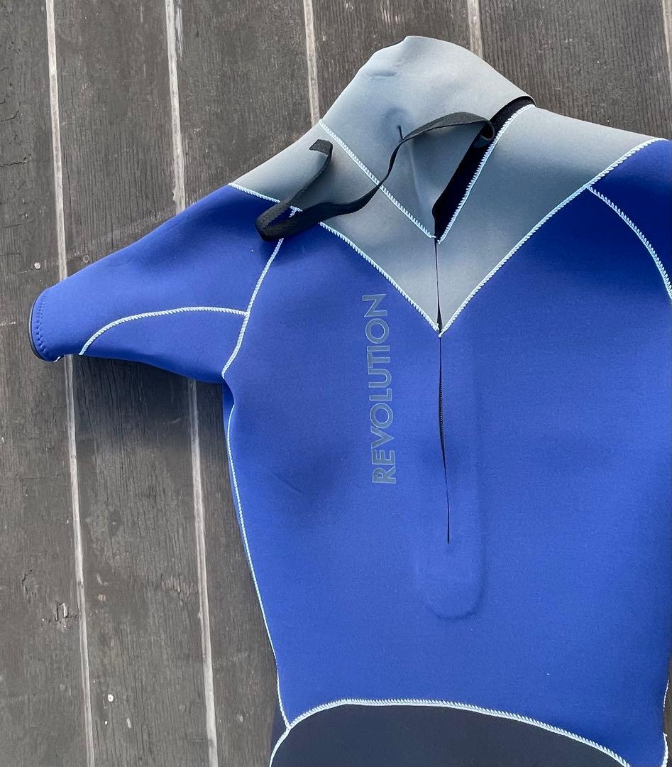 REVO レボリューション　スプリング（半袖半パン） L〜XL相当【美品/お得】