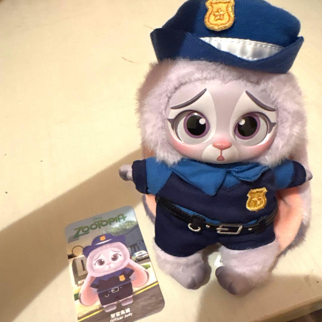 最終値下げ‼️ MINISO ZOOTOPIA 警官ニック 警官ジュディ