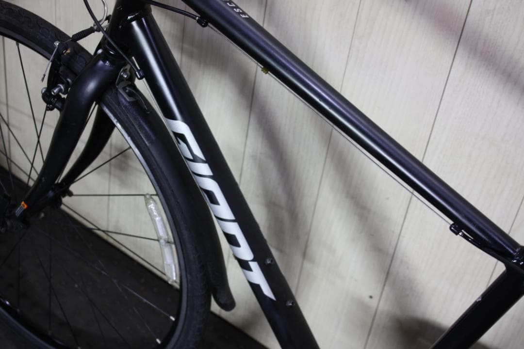 現行GIANT ESCAPE R 700C アルミ 24速 500mm 黒クロス