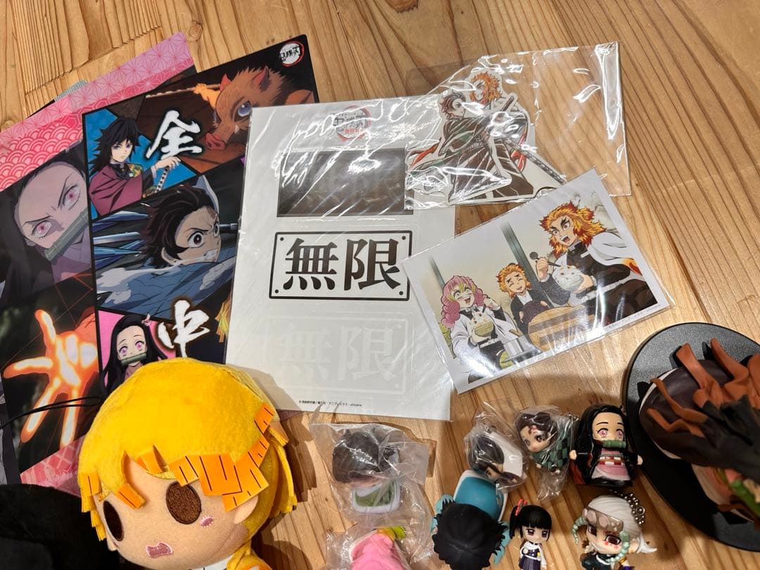 34 鬼滅の刃　アニメグッズ　まとめ売り　大量