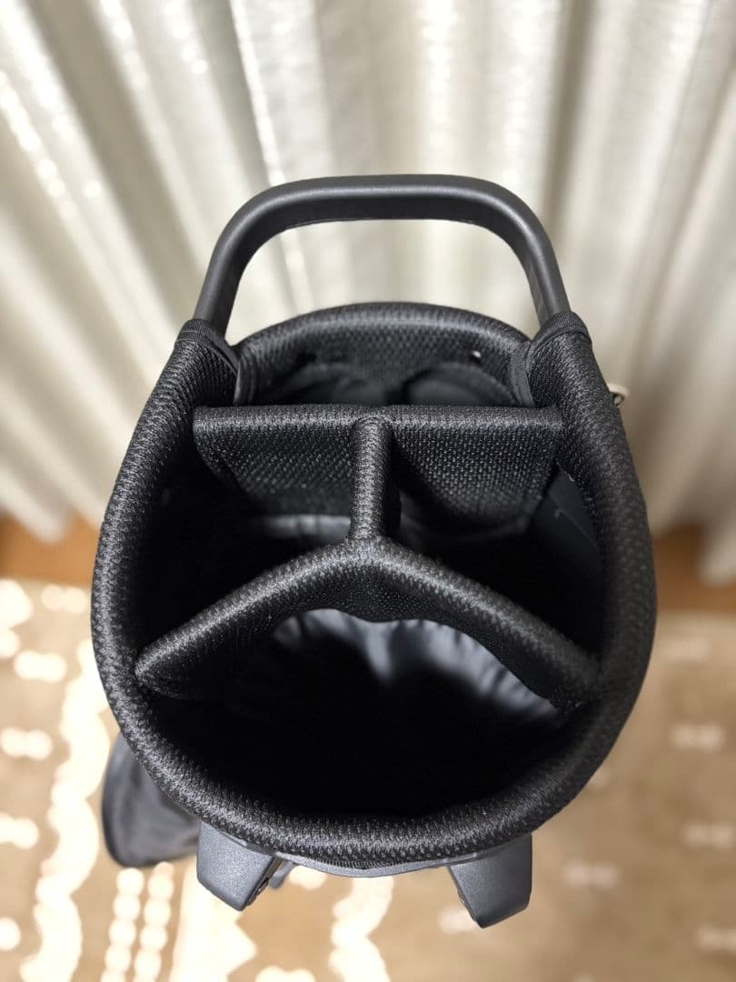 LoudMouth キャディバッグ