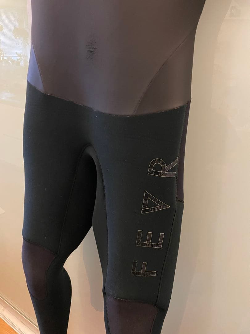 【最終値下げ】FEVR ブラック シーガル ウェットスーツ　ML相当