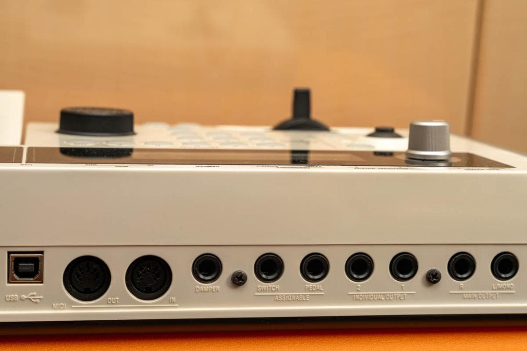 【美品】KORG micro X 37鍵 シンセサイザー