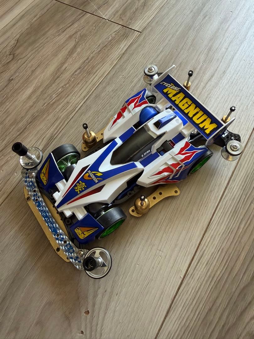 ミニ四駆　B-MAX仕様　サイクロンマグナム　完成品