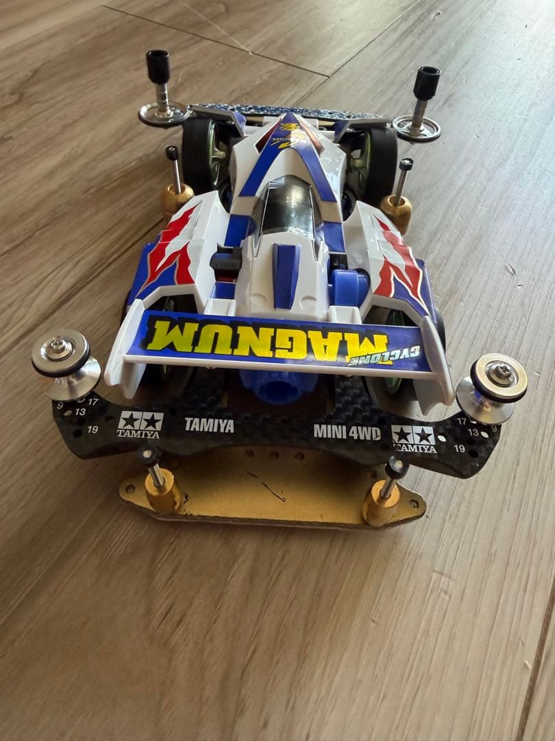 ミニ四駆　B-MAX仕様　サイクロンマグナム　完成品