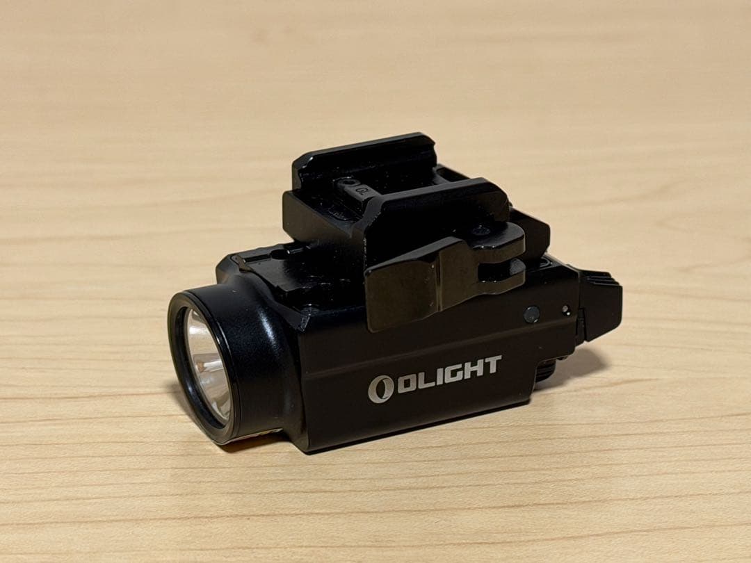 【美品】OLIGHT BALDR S 充電式 タクティカルライト