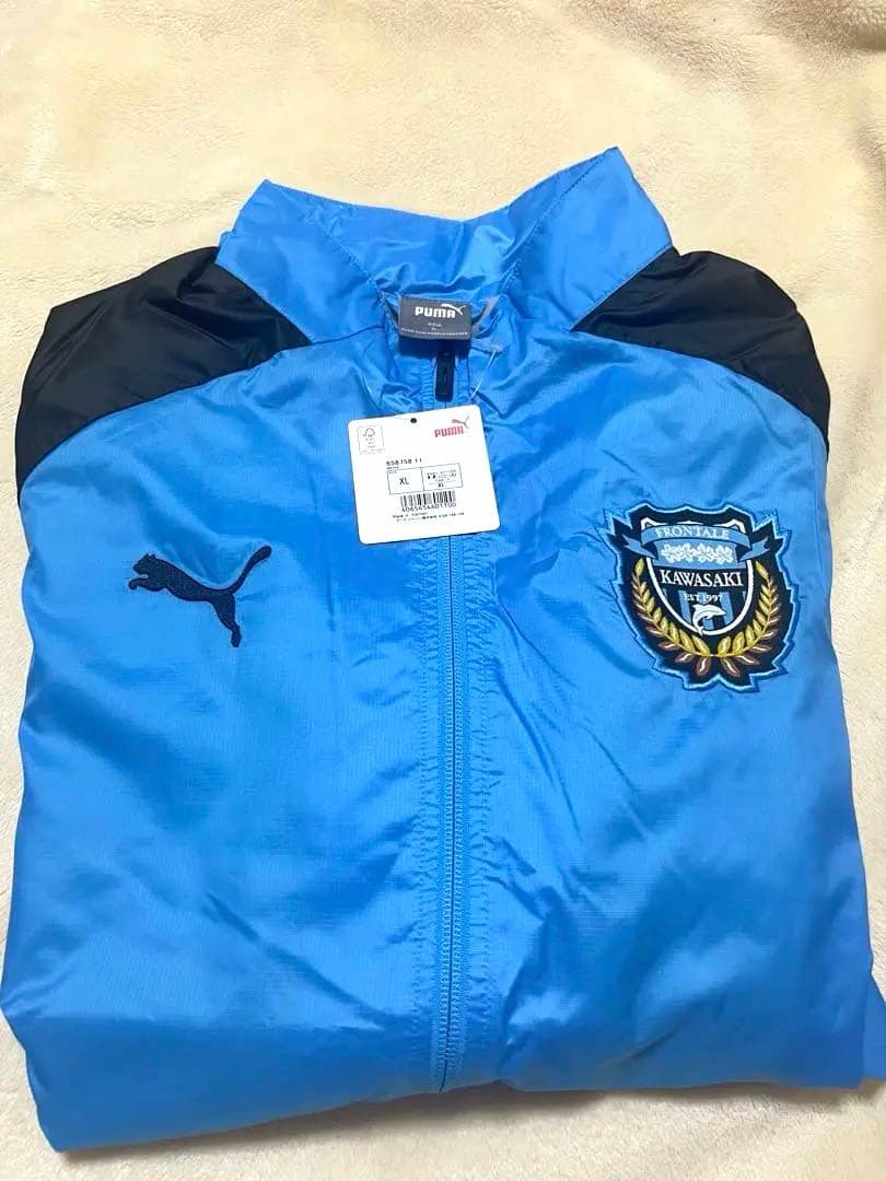 [特典付き]タグ付き！新品未使用！トレーニングジャケット！川崎フロンターレ