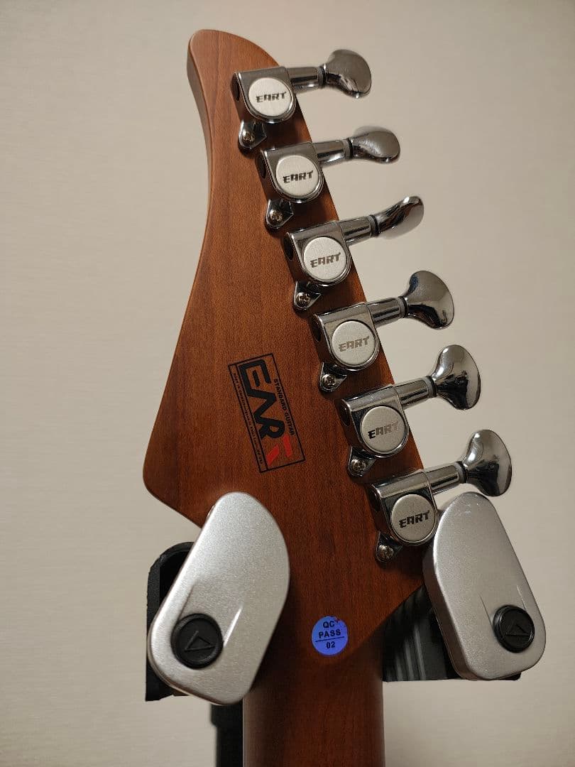 EART YMX-SG3 SSS ストラトギター