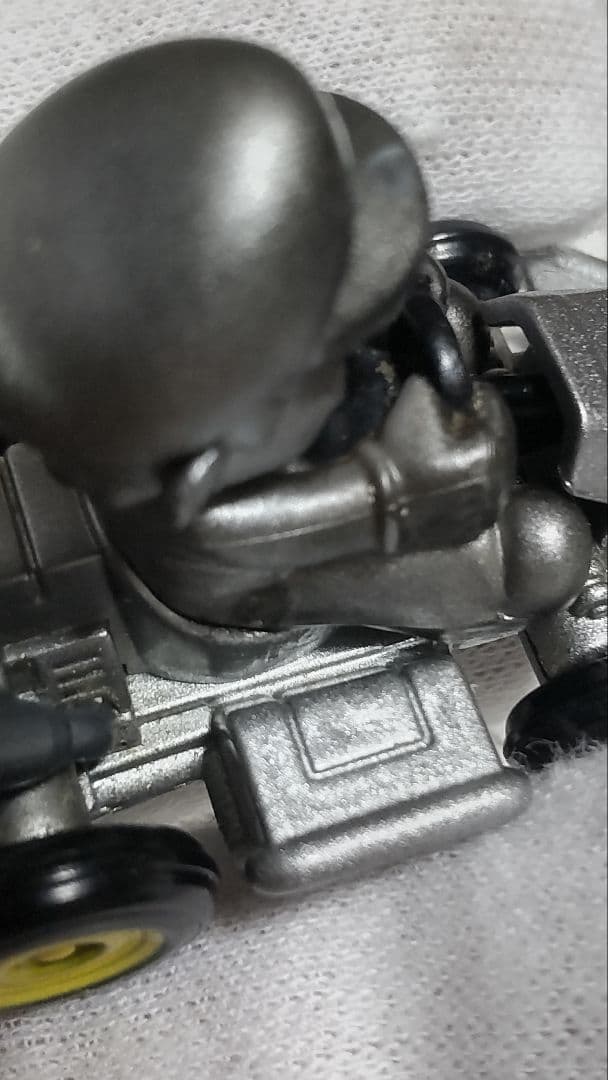 トミカ　ミニカー　マリオ　メタルマリオ　マリオカート