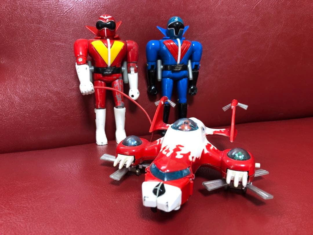 ミ*ー様 【超合金: 秘密戦隊ゴレンジャー】アカレンジャーとアオレンジャーとバリ