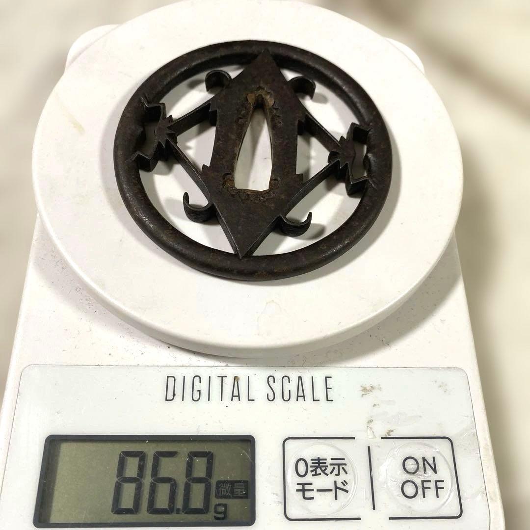 B-82 鍔　武具　刀装具　日本　骨董品　時代物　美術品　工芸品