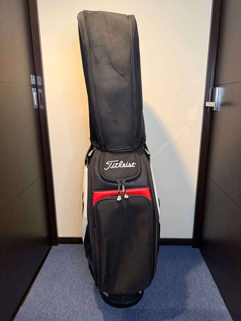 【1番人気】タイトリスト　ツアーキャディバッグ