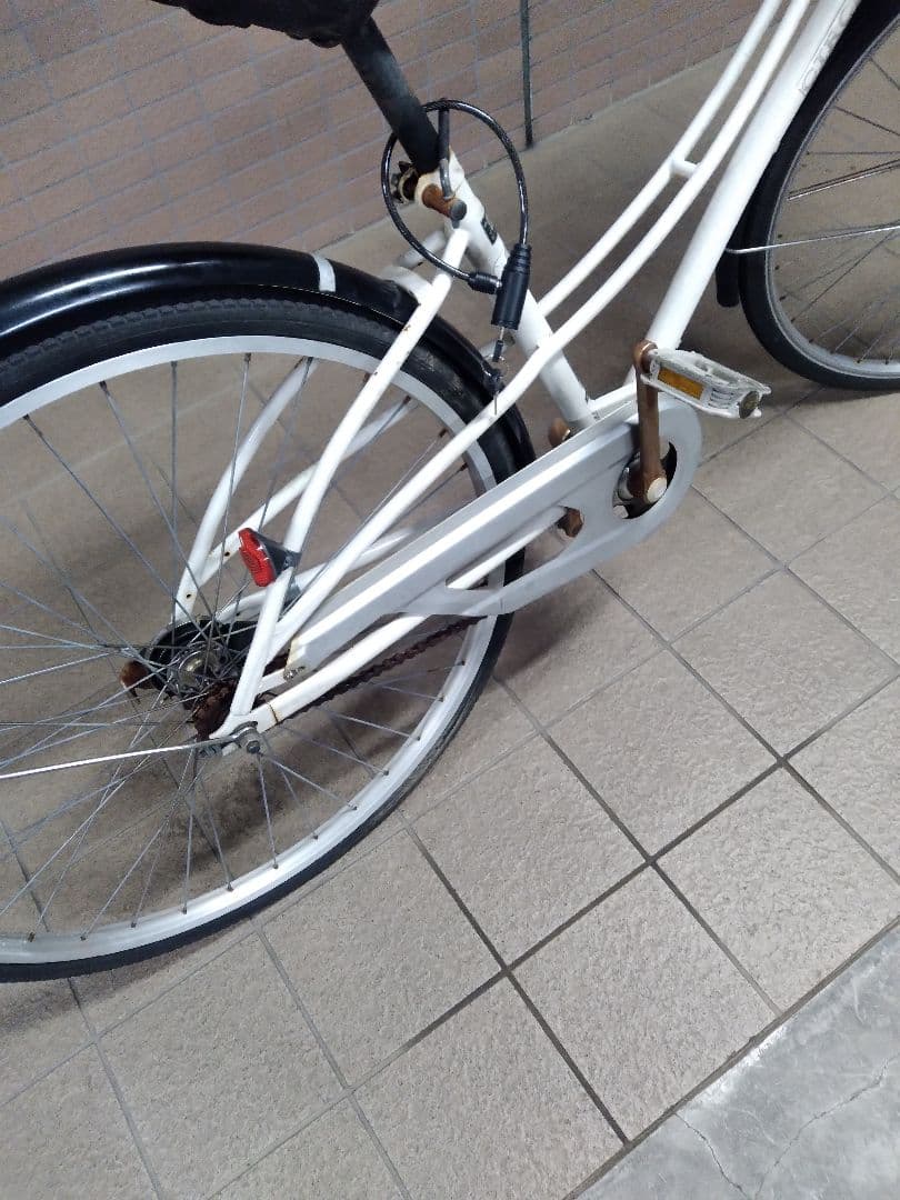 送料無料相談可！無難色！27インチ自転車！