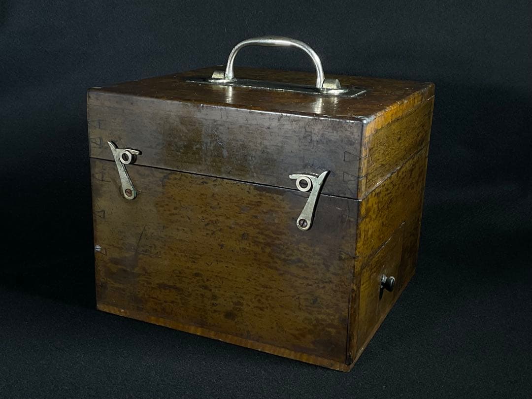 医者　道具箱　木箱　往診鞄　古道具