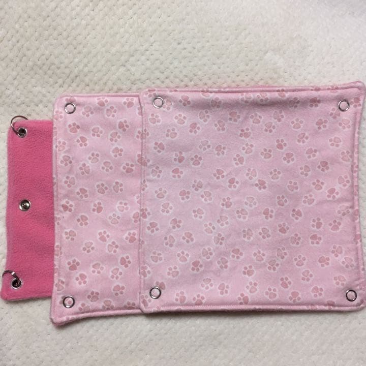 モモンガハウス(足跡柄・ピンク)  春(冬)秋仕様  1750円