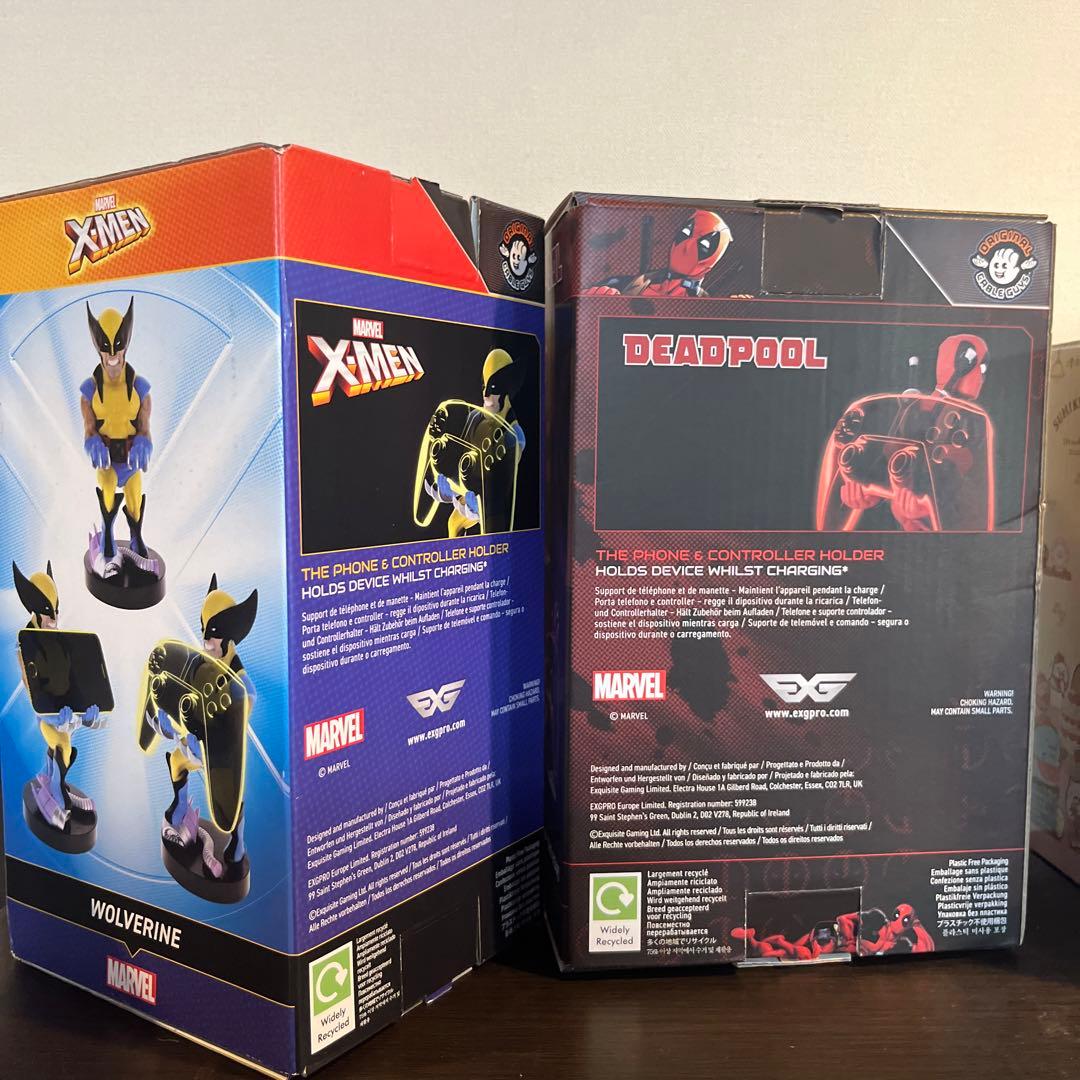 マーベル　ウルヴァリン & デッドプール　スマホ&ゲームコントローラーホルダー