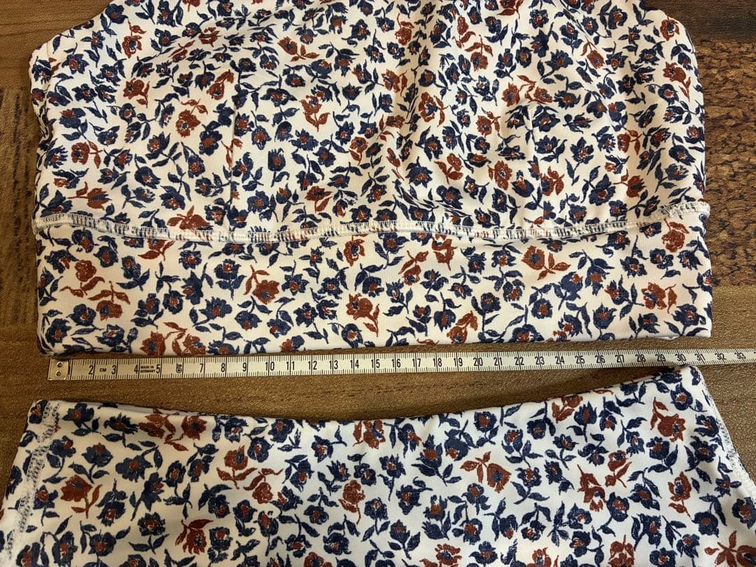 極美　emmi yoga エミヨガ　ヨガウェア　大人上品フラワーM