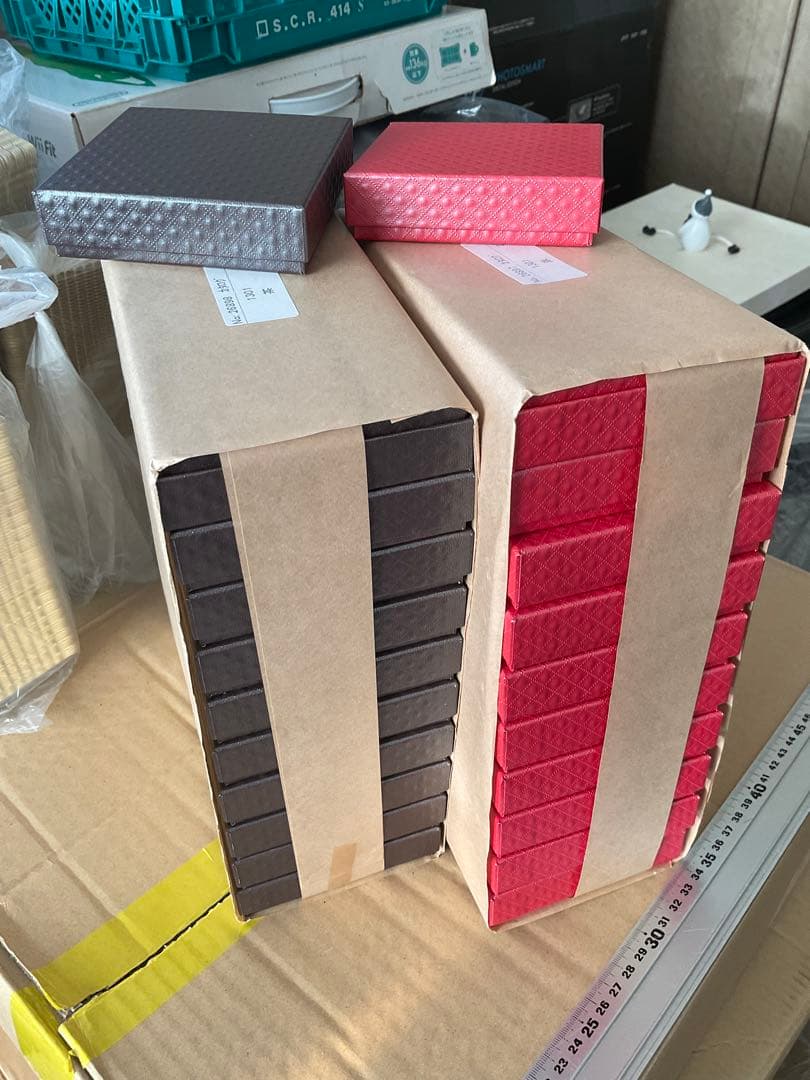 パティスリー　ケーキ屋　バレンタイン　箱