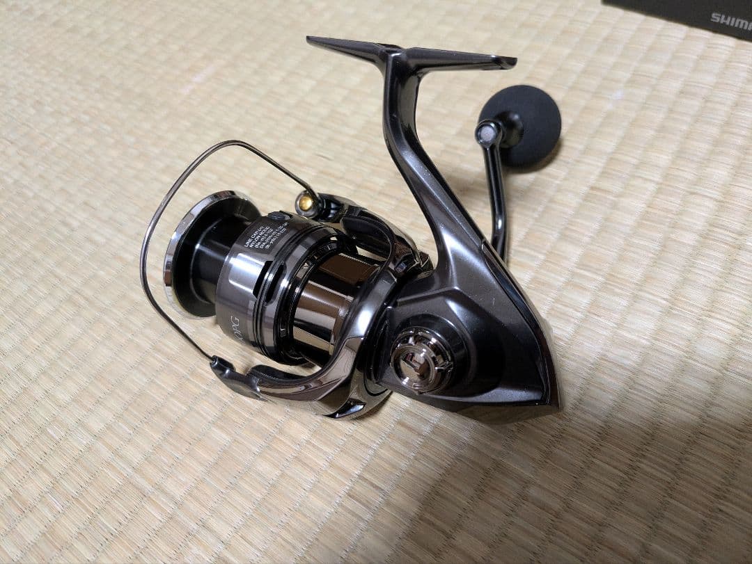 シマノ 24TWIN POWER 4000PG 24ツインパワー