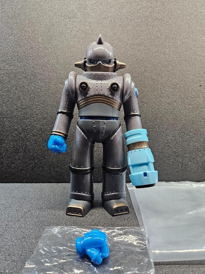 cn9ki Provgl G2 限定20体 ソフビ 破壊します