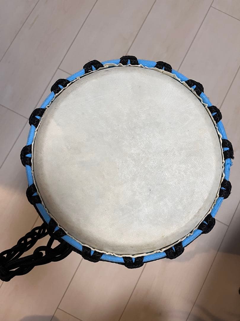 ジャンベ　アフリカ　太鼓　8インチ　バンドドラム　肩掛け　本革