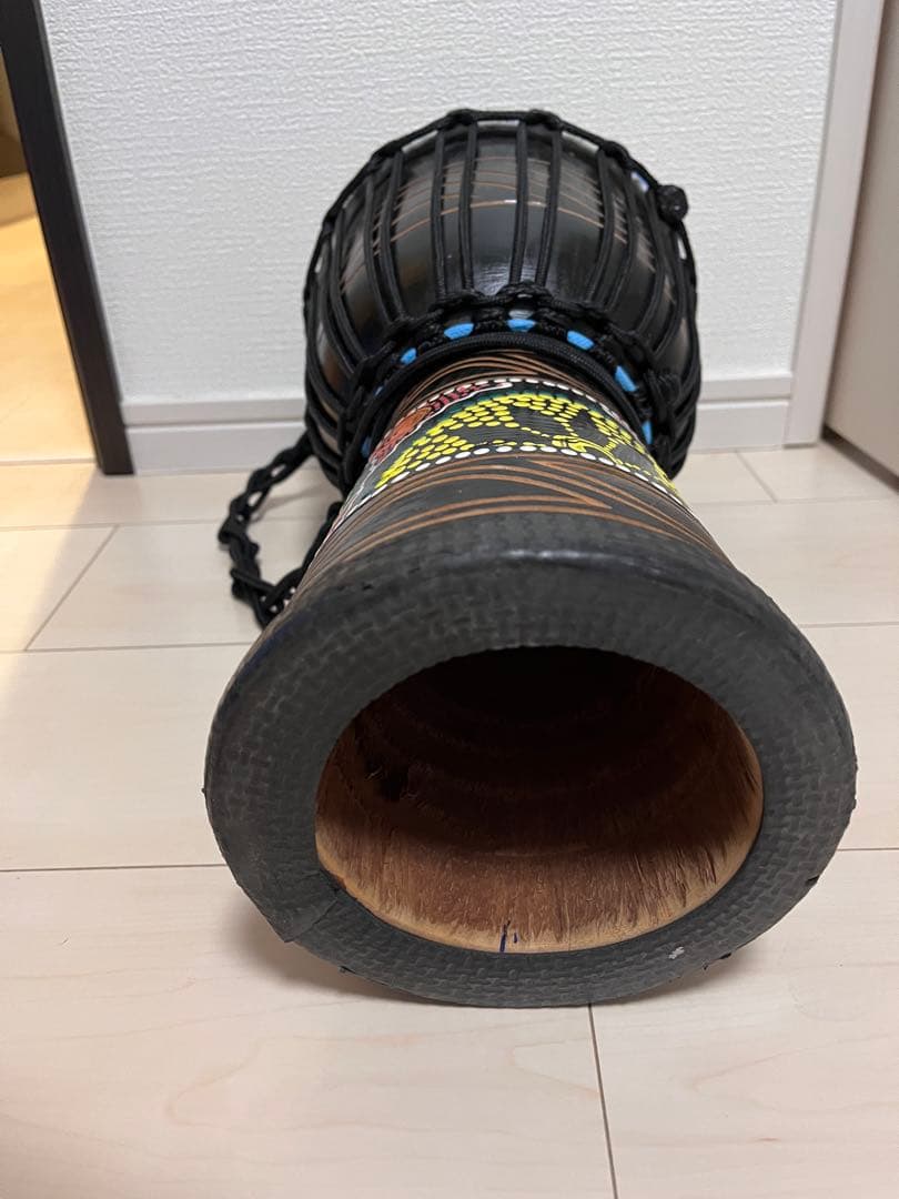 ジャンベ　アフリカ　太鼓　8インチ　バンドドラム　肩掛け　本革