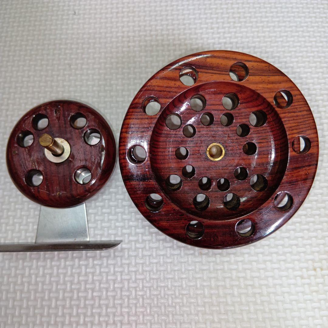 週末セール　重利　リール　黒柿　86ミリ　ベアリングなし